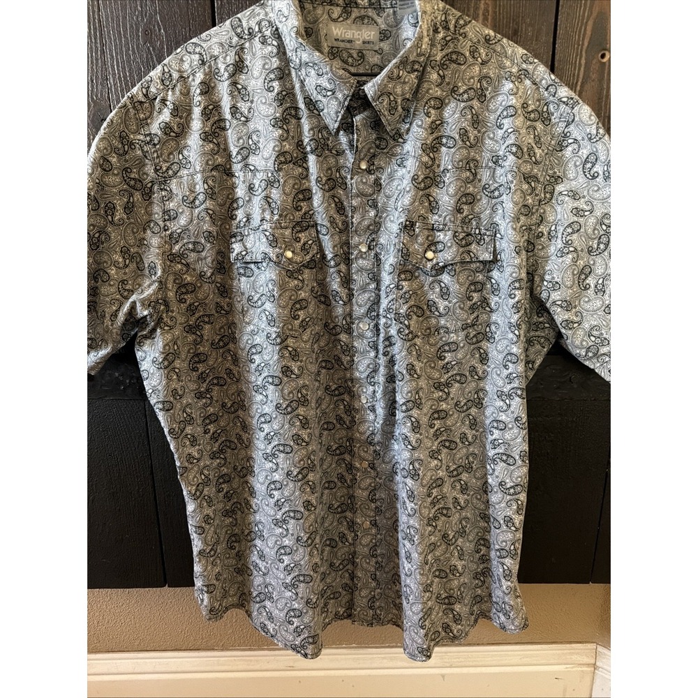 Wrangler Button Up Short Sleeve Pearl Snaps Size XXL Paisley Design Western
